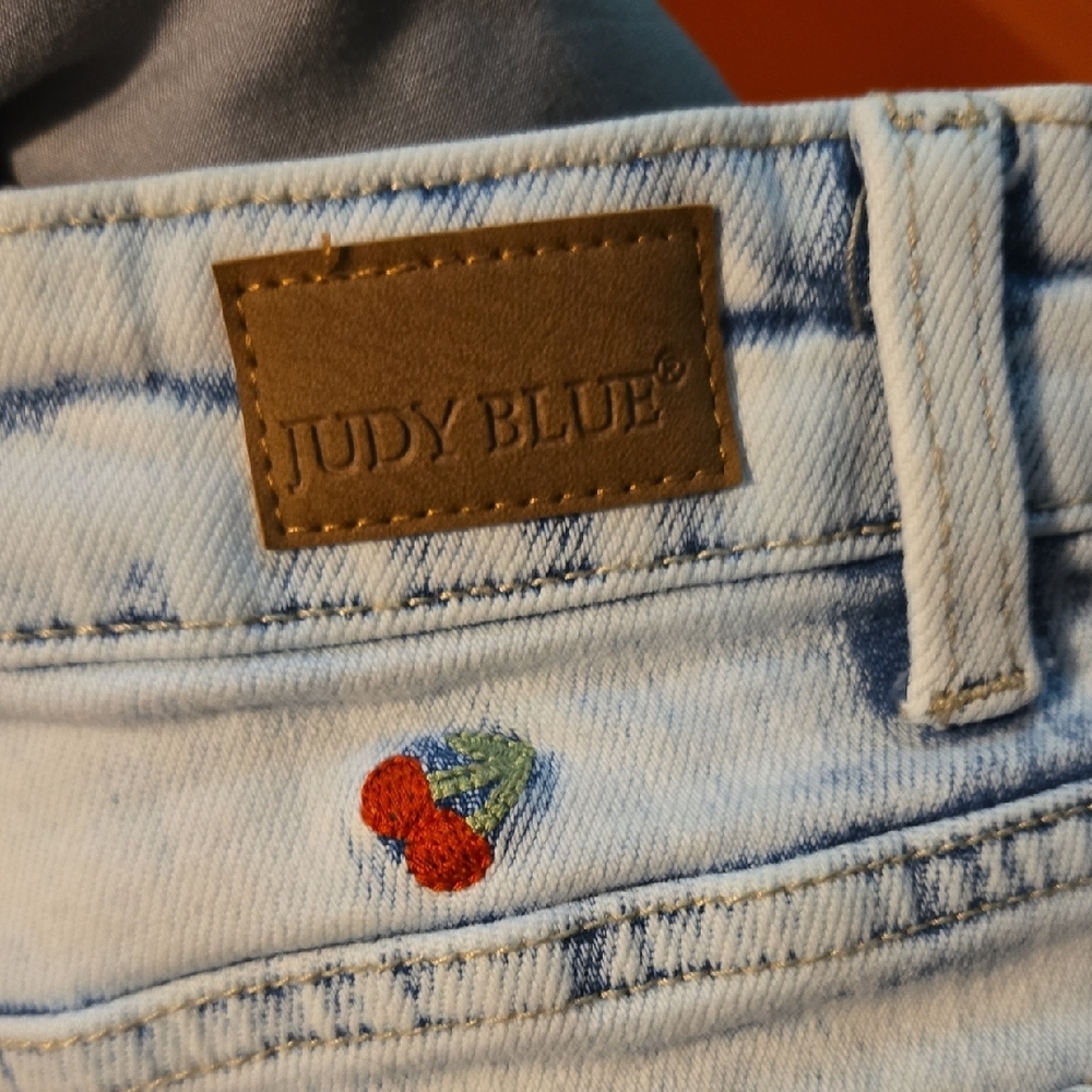 Judy Blue Distressed Blue Jean Shorts - Picture 5 of 5
